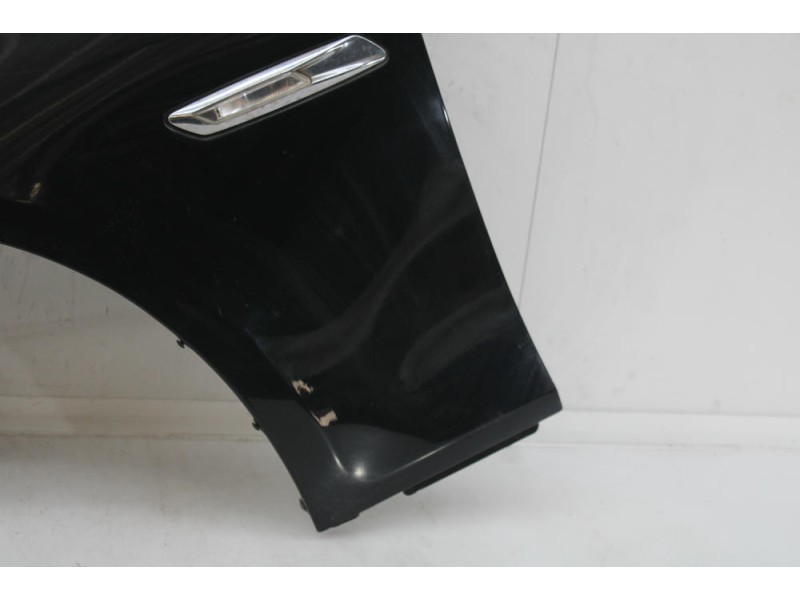 Recambio de aleta delantera izquierda para bmw 5 (f10) 520 d referencia OEM IAM   