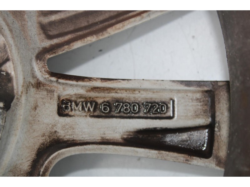Recambio de llanta para bmw 5 (f10) 520 d referencia OEM IAM 6780720  /2  