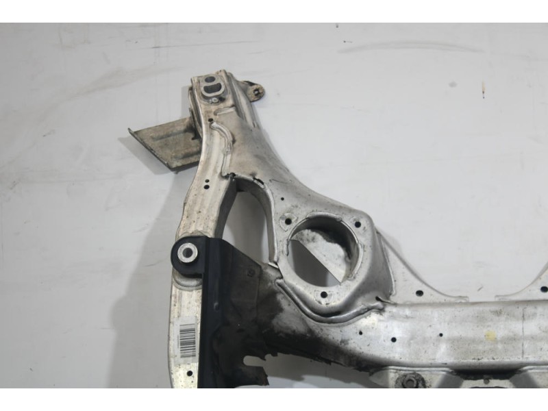 Recambio de puente delantero para bmw 5 (f10) 520 d referencia OEM IAM 6796692  