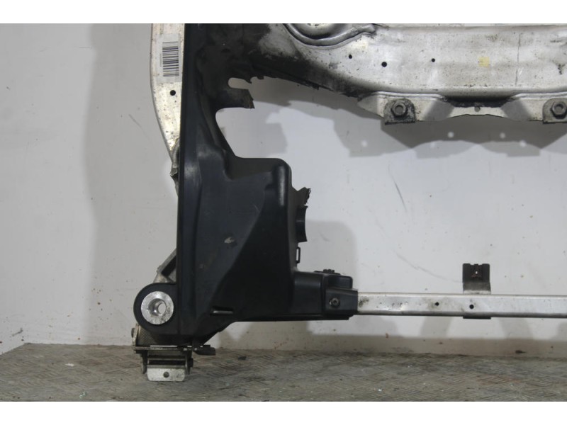 Recambio de puente delantero para bmw 5 (f10) 520 d referencia OEM IAM 6796692  