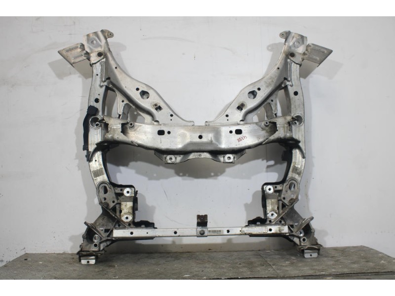 Recambio de puente delantero para bmw 5 (f10) 520 d referencia OEM IAM 6796692  