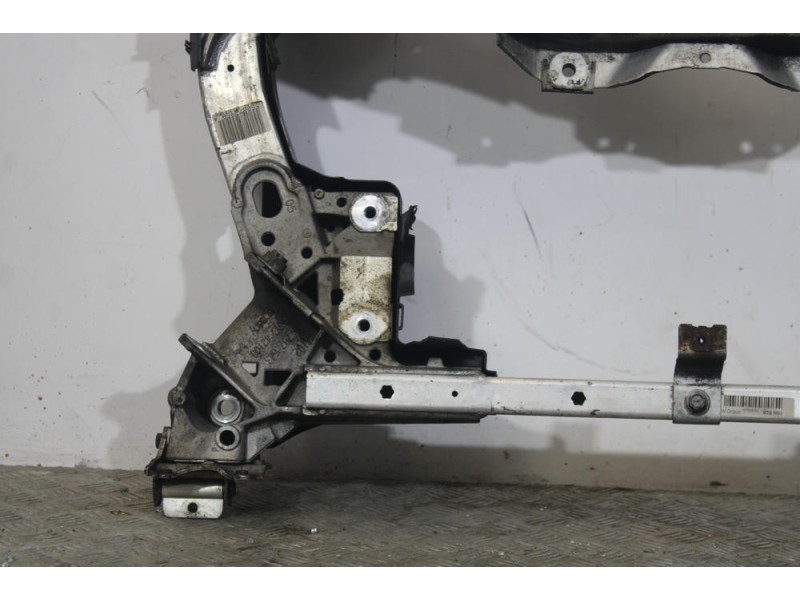 Recambio de puente delantero para bmw 5 (f10) 520 d referencia OEM IAM 6796692  