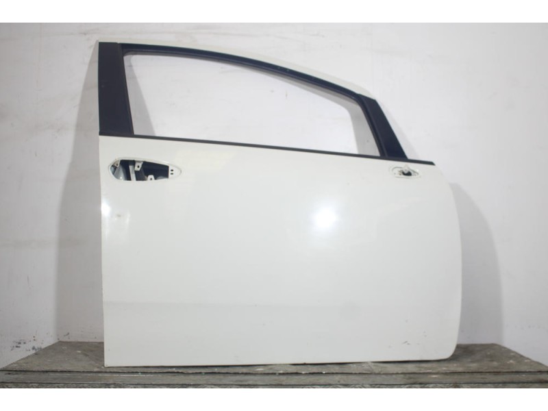 Recambio de puerta delantera derecha para fiat punto (199_) 1.4 (199axb1a, 199bxb1a, 199bxb11, 199axb11) referencia OEM IAM   