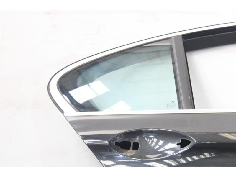 Recambio de puerta trasera derecha para bmw 5 (f10) 520 d referencia OEM IAM   