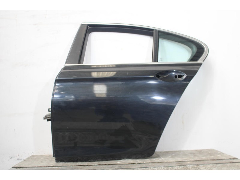 Recambio de puerta trasera izquierda para bmw 5 (f10) 520 d referencia OEM IAM   