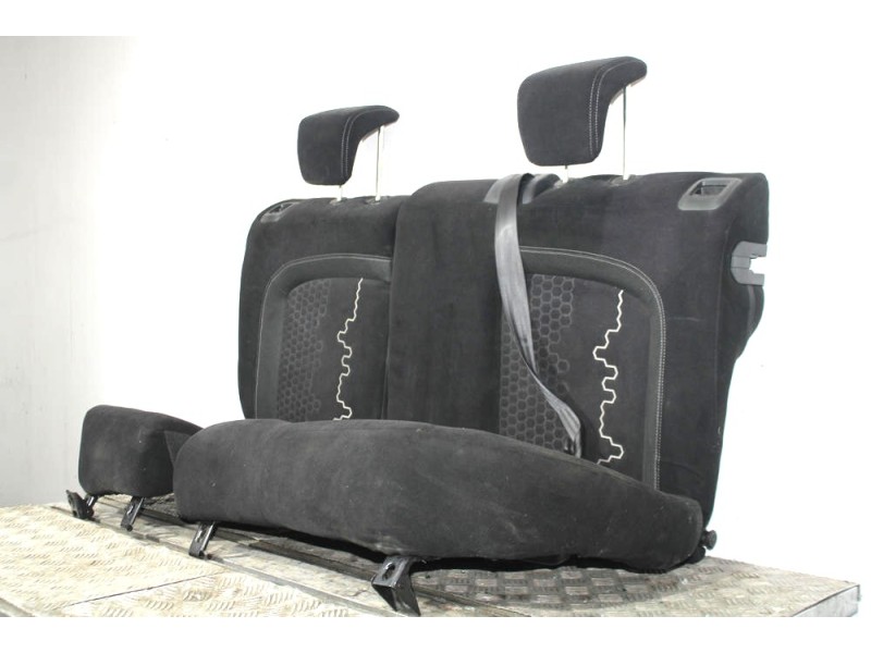 Recambio de asientos traseros para fiat punto (199_) 1.4 (199axb1a, 199bxb1a, 199bxb11, 199axb11) referencia OEM IAM   