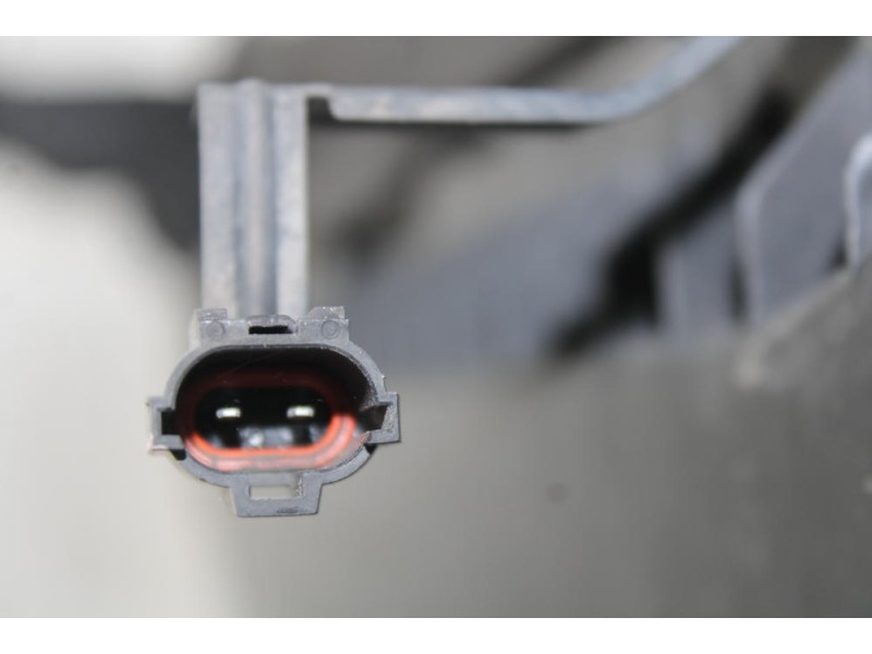 Recambio de panel frontal para hyundai i20 i (pb, pbt) 1.2 referencia OEM IAM 865811J500  