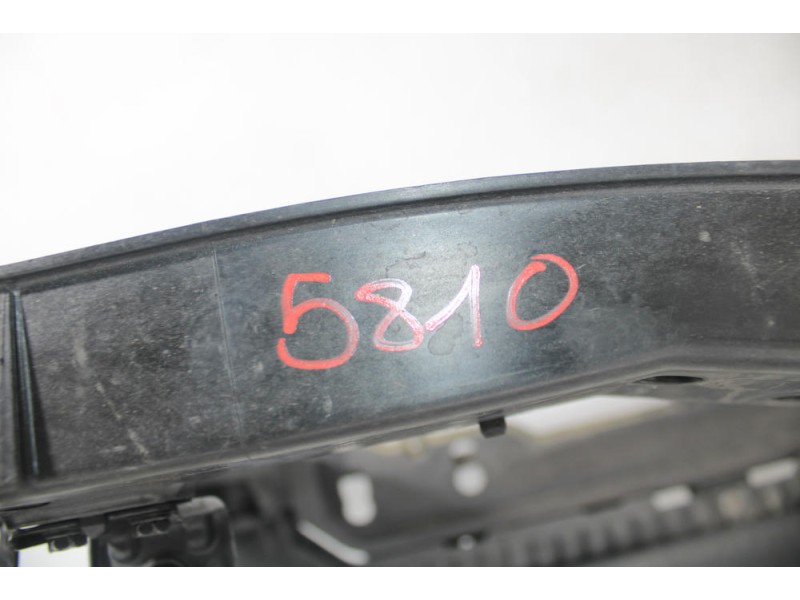 Recambio de panel frontal para hyundai i20 i (pb, pbt) 1.2 referencia OEM IAM 865811J500  