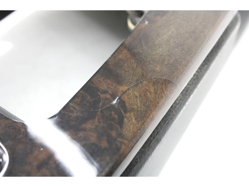 Recambio de apoyabrazos central para bmw 5 (e60) 530 d referencia OEM IAM 7034086  