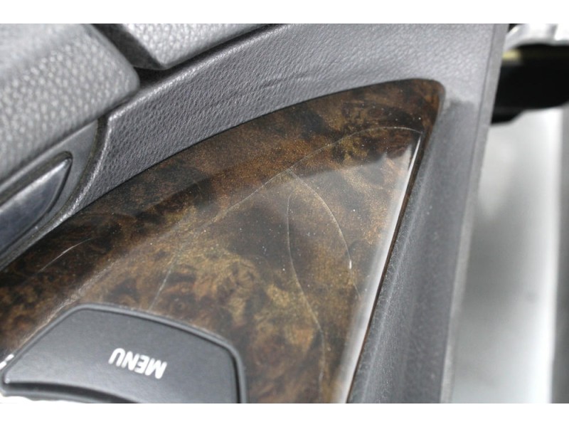 Recambio de apoyabrazos central para bmw 5 (e60) 530 d referencia OEM IAM 7034086  