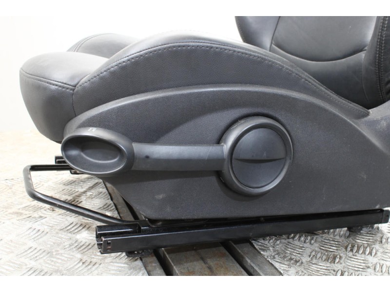 Recambio de asiento delantero izquierdo para mini mini paceman (r61) cooper d referencia OEM IAM   