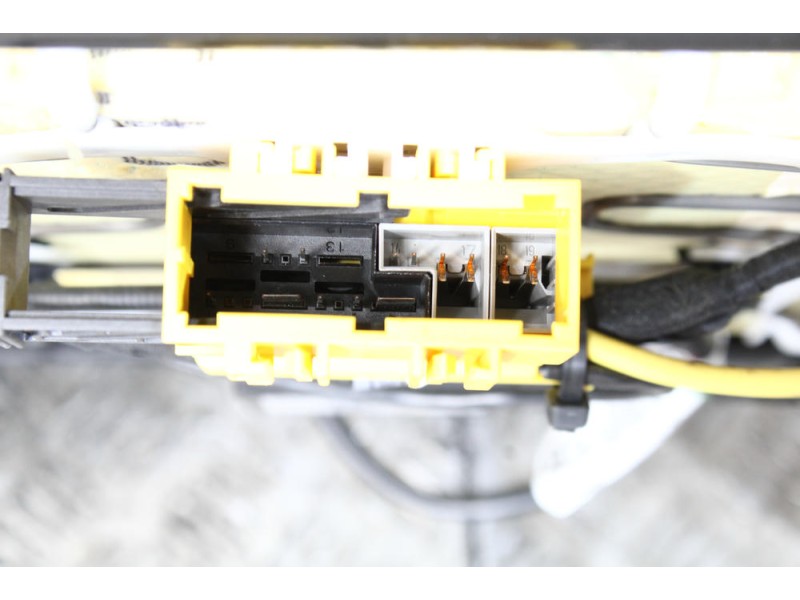 Recambio de asiento delantero izquierdo para mini mini paceman (r61) cooper d referencia OEM IAM   