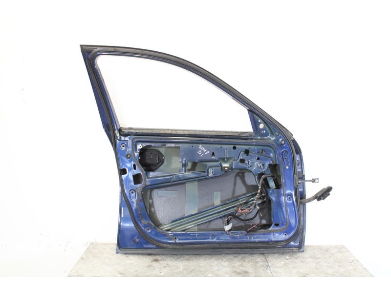 Recambio de puerta delantera izquierda para bmw 5 (e60) 530 d referencia OEM IAM   