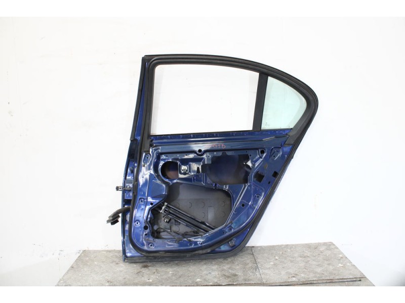 Recambio de puerta trasera derecha para bmw 5 (e60) 530 d referencia OEM IAM   