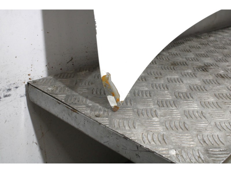 Recambio de capot para nissan terrano ii (r20) 2.7 tdi 4wd referencia OEM IAM   