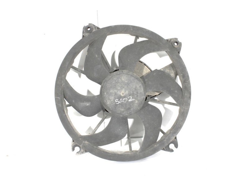 Recambio de electroventilador para citroën c5 iii (rd_) 2.0 hdi 140 referencia OEM IAM 216053723  
