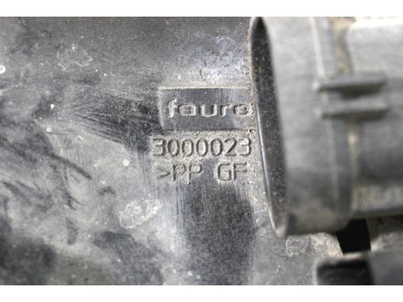 Recambio de electroventilador para citroën c5 iii (rd_) 2.0 hdi 140 referencia OEM IAM 216053723  