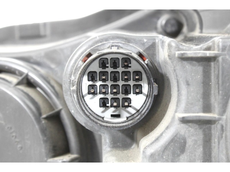 Recambio de faro derecho para jaguar xf i (x250) 3.0 d referencia OEM IAM 239274R  