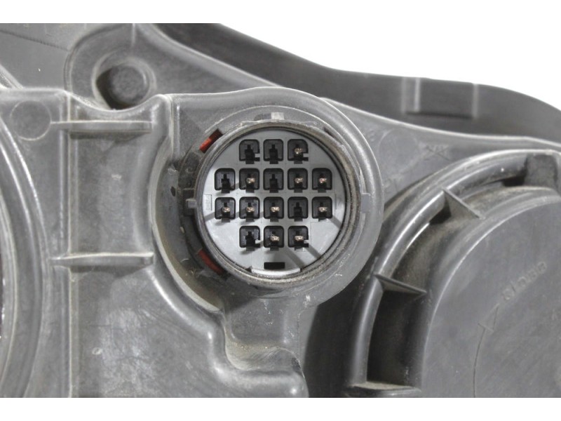 Recambio de faro izquierdo para jaguar xf i (x250) 3.0 d referencia OEM IAM 239273L  