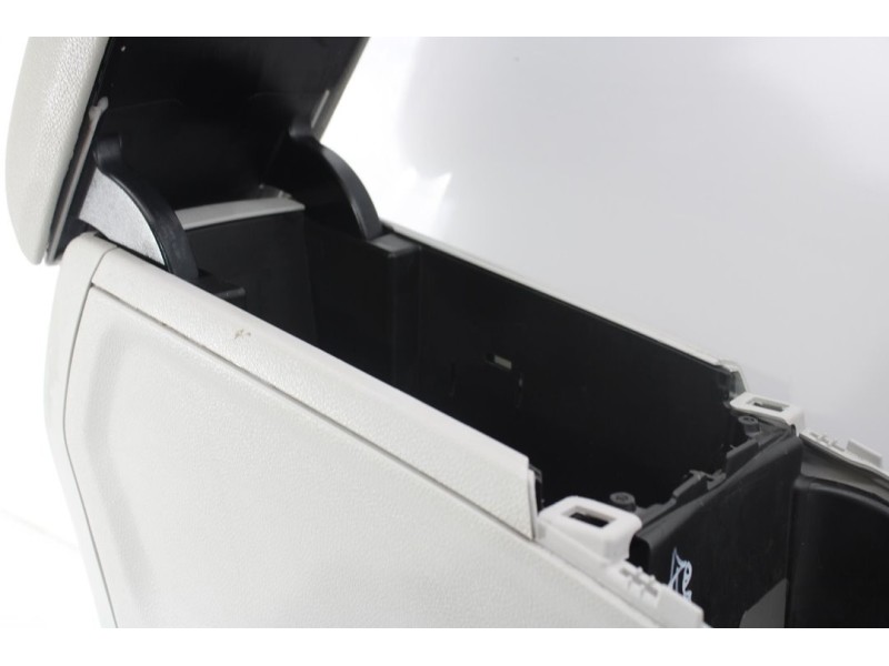 Recambio de apoyabrazos central para mercedes-benz clase b (w246) b 180 cdi (246.212) referencia OEM IAM A2466800300  