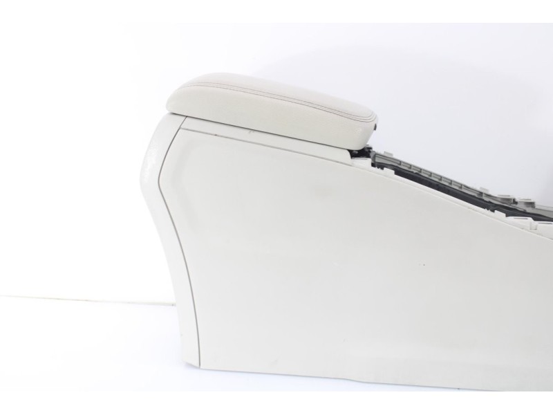 Recambio de apoyabrazos central para mercedes-benz clase b (w246) b 180 cdi (246.212) referencia OEM IAM A2466800300  