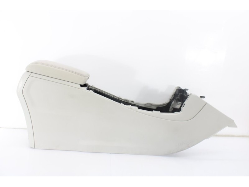 Recambio de apoyabrazos central para mercedes-benz clase b (w246) b 180 cdi (246.212) referencia OEM IAM A2466800300  