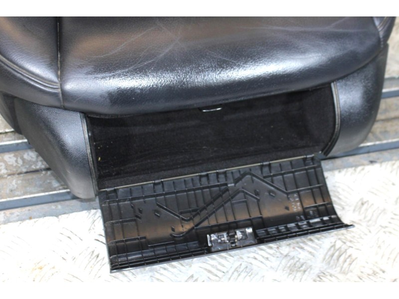 Recambio de asiento delantero derecho para mercedes-benz clase cls (w219) 320 cdi (219.322) referencia OEM IAM 4352DD  