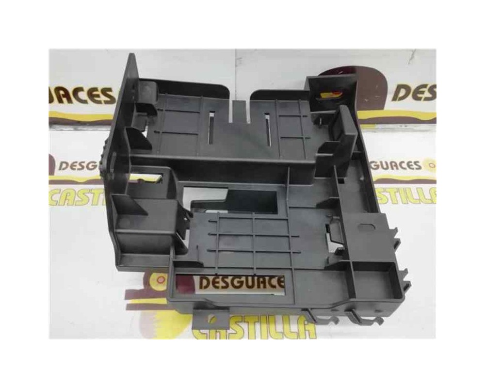 Recambio de soporte para audi a3 (8p) 2.0 tdi referencia OEM IAM 8P4907368  