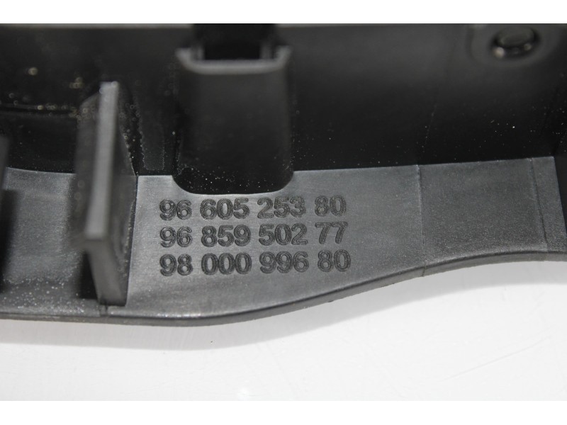 Recambio de maneta interior delantera derecha para citroën c5 hdi160 seduct 2.0 referencia OEM IAM 9660525380  