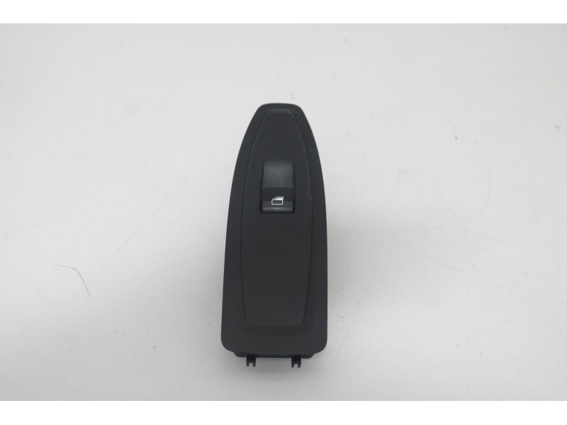 Recambio de mando elevalunas delantero derecho para bmw serie 2 coupe (f22) 218d m sport referencia OEM IAM 9208107  