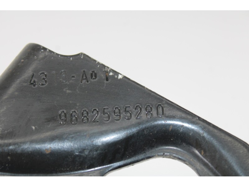 Recambio de brazo suspension superior delantero izquierdo para citroën c5 hdi160 seduct 2.0 referencia OEM IAM 9682595280  