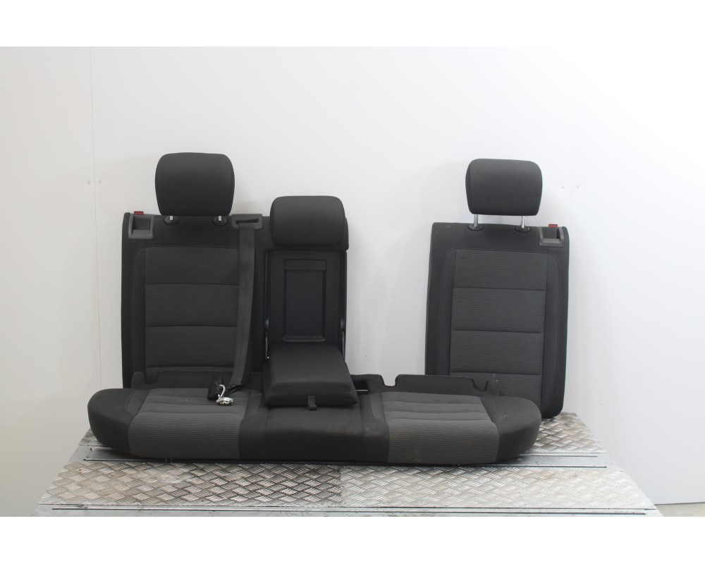 Recambio de asientos traseros para volkswagen golf vi (5k1) advance bluemotion referencia OEM IAM NEGRO  