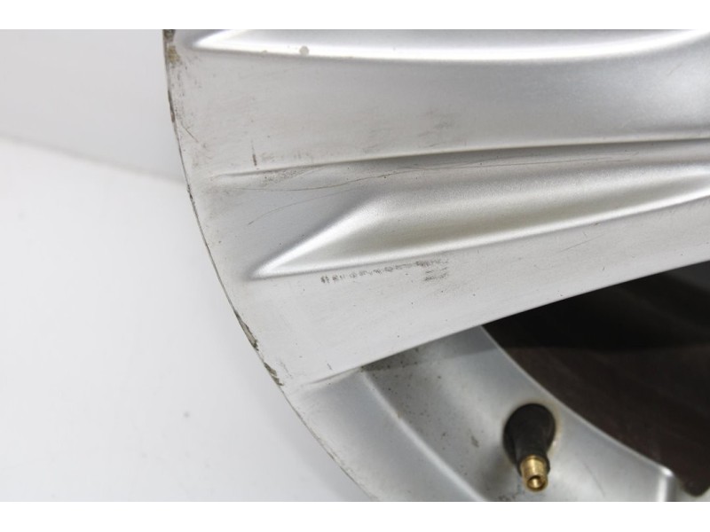 Recambio de llanta para bmw serie 1 berlina (e81/e87) 116d referencia OEM IAM   