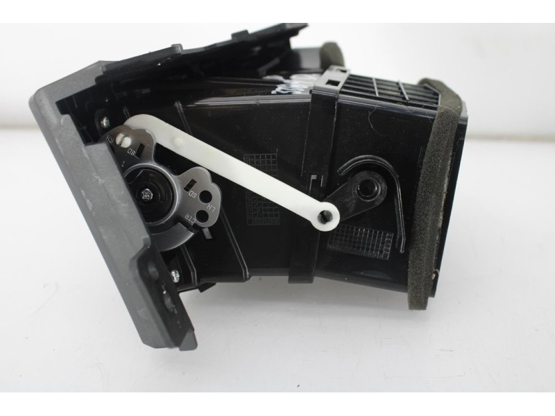 Recambio de rejilla aireadora para hyundai santa fe (bm) 2.2 crdi style 4x4 referencia OEM IAM 974802B900  