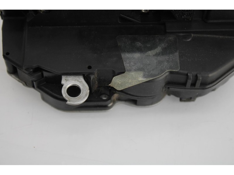 Recambio de cerradura puerta trasera izquierda para opel insignia berlina expression referencia OEM IAM 3023881  