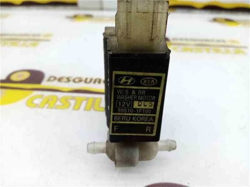 Recambio de deposito limpia para kia cee´d referencia OEM IAM 985101F100  