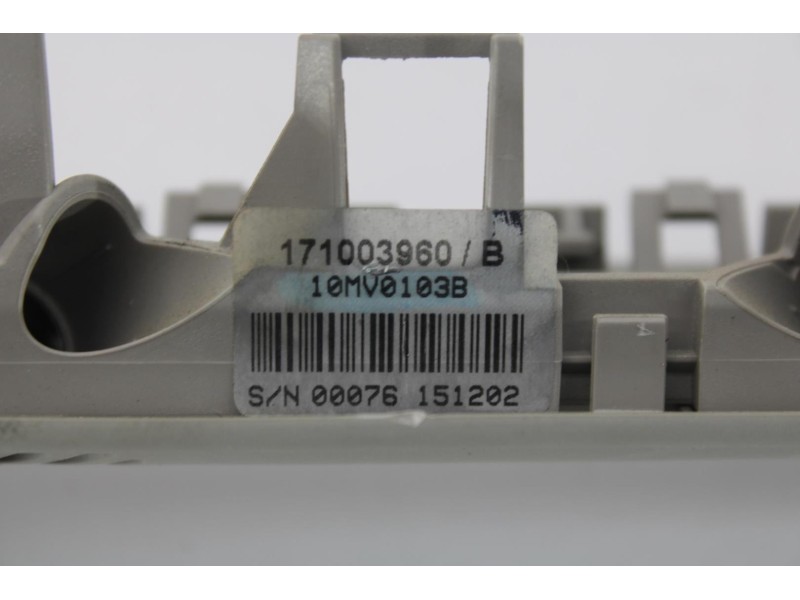 Recambio de moldura interior para nissan navara pick-up (d40m) double cab le 4x4 referencia OEM IAM 171003960B  