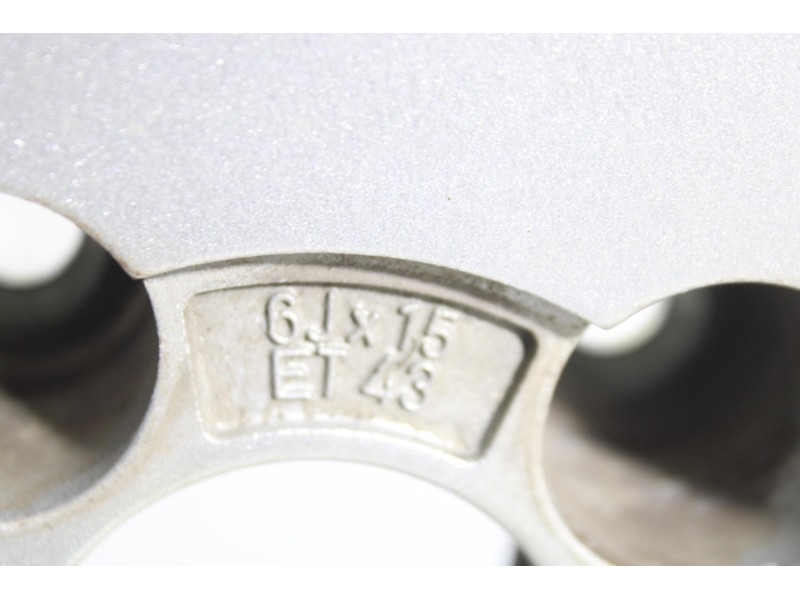 Recambio de llanta para opel meriva cosmo referencia OEM IAM 43261  