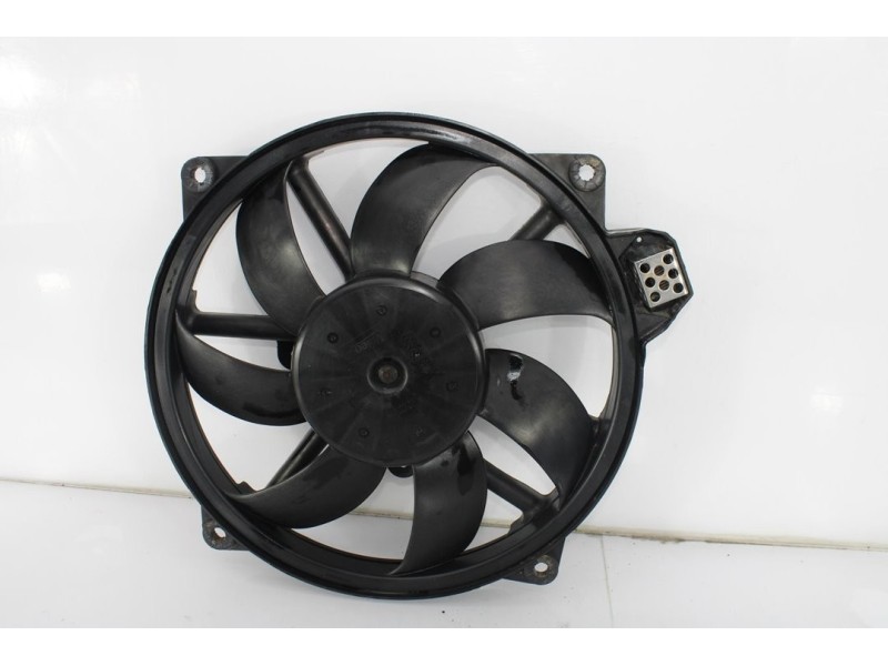 Recambio de electroventilador para renault megane iii coupe dynamique referencia OEM IAM 214812415R  