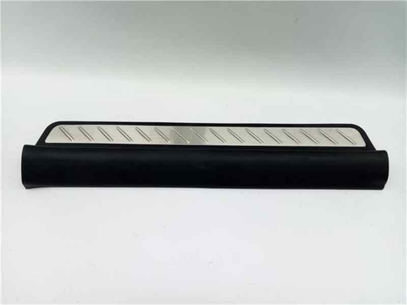 Recambio de rodapie marco de puerta para mazda 3 lim. (bl) 1.6 cd diesel cat referencia OEM IAM   