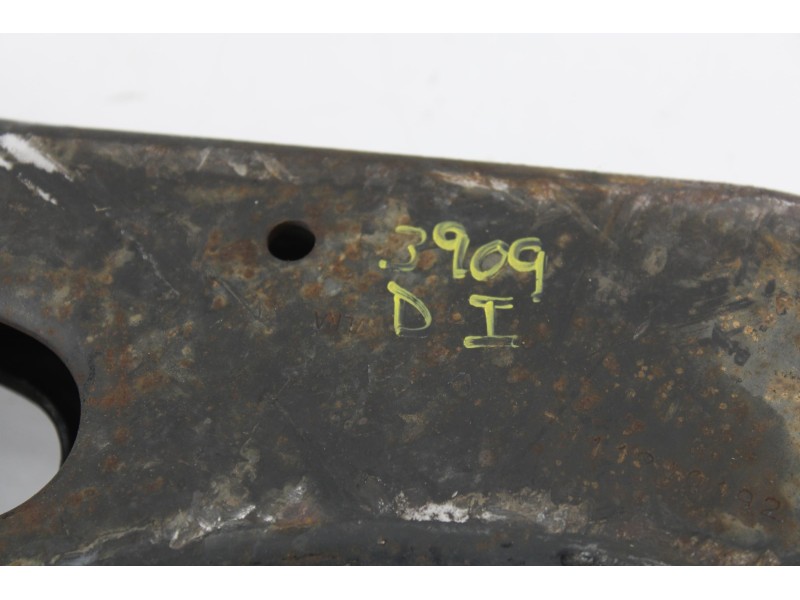 Recambio de brazo suspension inferior delantero izquierdo para ford grand c-max trend referencia OEM IAM AV613A262DA  