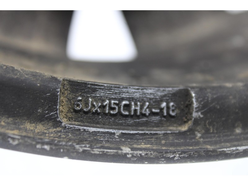 Recambio de llanta para citroën xsara picasso 2.0 hdi exclusive referencia OEM IAM 45072  