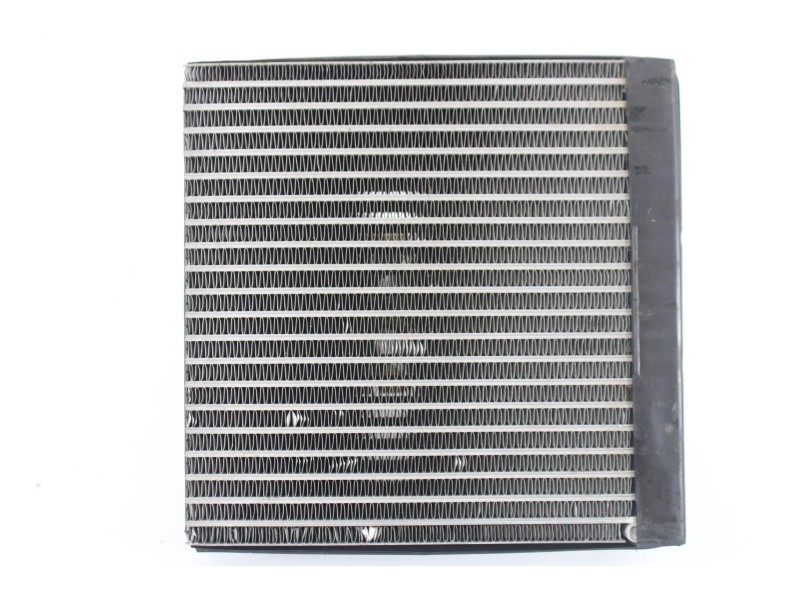 Recambio de evaporador aire acondicionado para seat cordoba berlina (6l2) reference referencia OEM IAM 52268990  