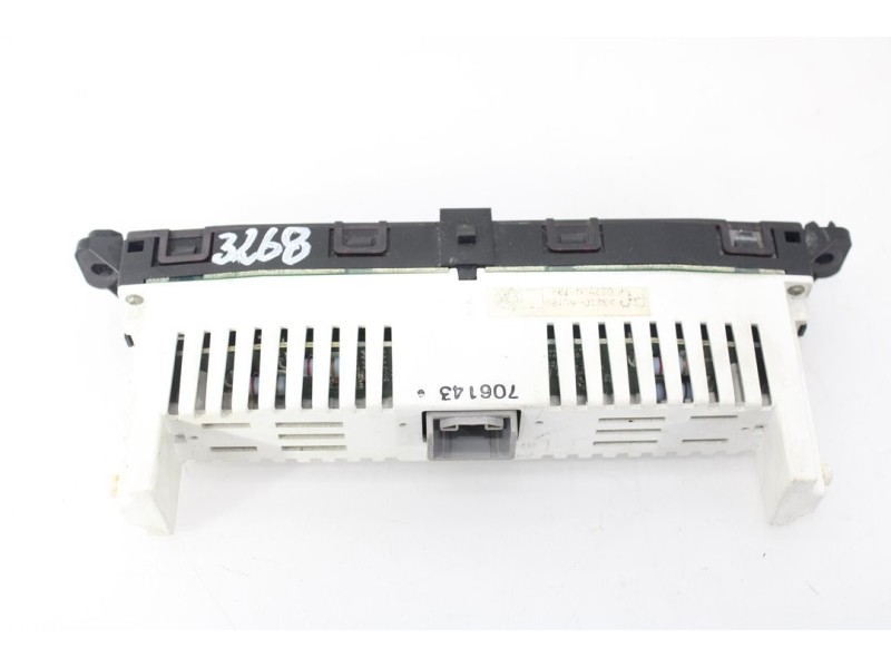 Recambio de pantalla multifuncion para toyota land cruiser (j12) 3.0 d4-d vx referencia OEM IAM 8391060180  