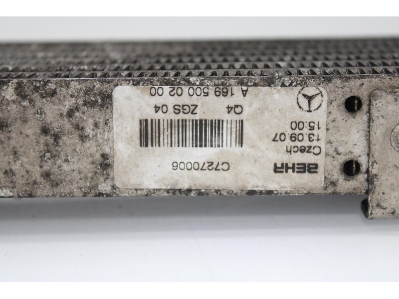 Recambio de radiador aceite para mercedes-benz clase b (w245) 180 cdi (245.207) referencia OEM IAM RADIADORACEITEL1388000  