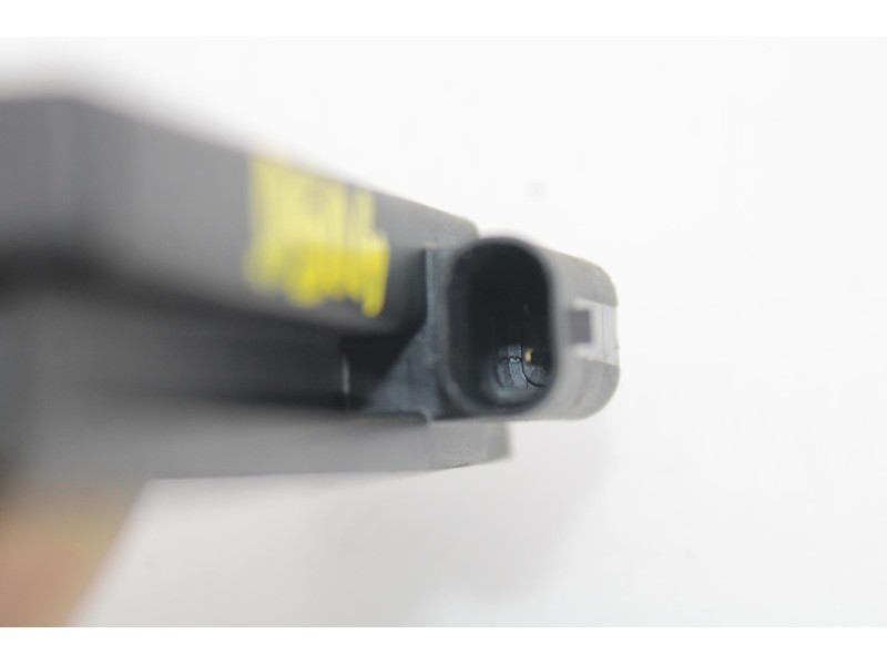 Recambio de sensor impacto para land rover range rover sport v6 td s referencia OEM IAM AH4215K603AA1  