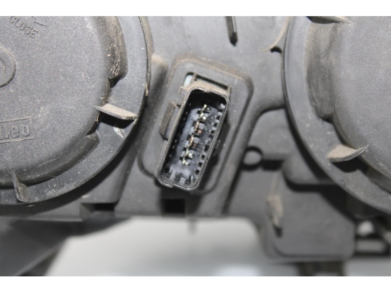 Recambio de faro izquierdo para citroën c5 berlina 2.0 hdi sx referencia OEM IAM 9632664880  