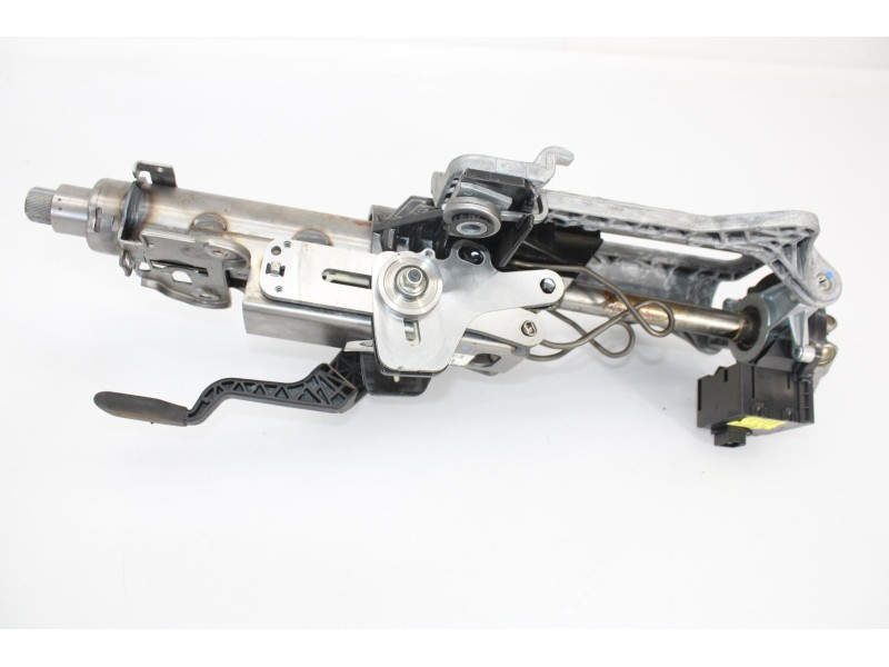 Recambio de columna direccion para land rover range rover sport v6 td s referencia OEM IAM AH223C529CA  