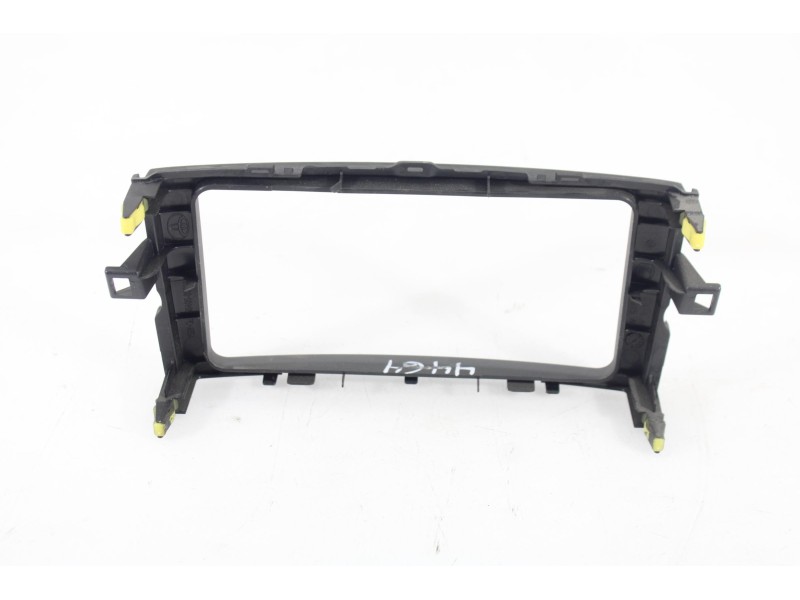 Recambio de moldura salpicadero para toyota auris active referencia OEM IAM 5540502350  