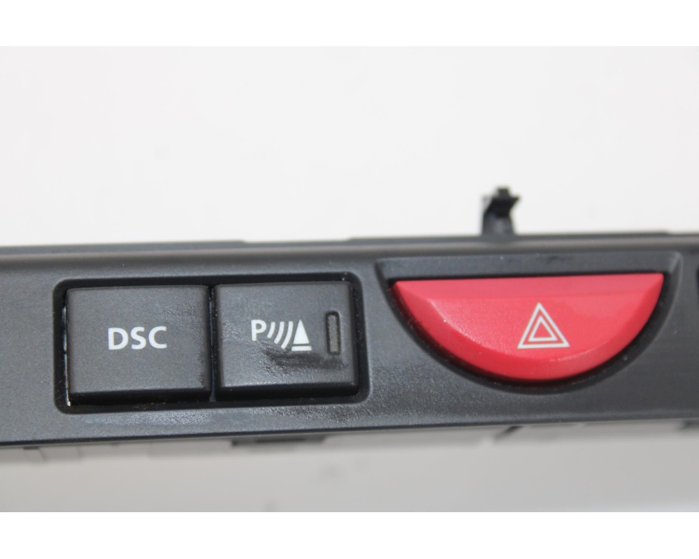 Recambio de warning para land rover discovery (...) v6 td se referencia OEM IAM YUL501300  